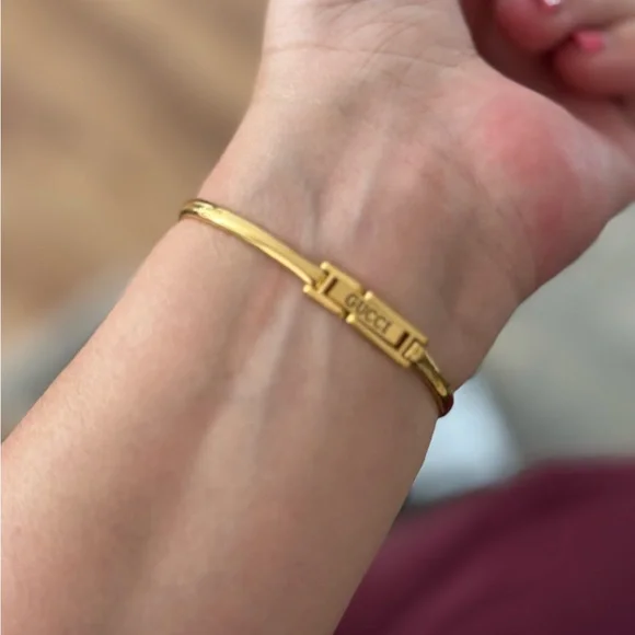 GUCCI WATCH - Picture 4 of 4